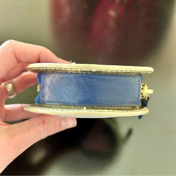 Kate Spade Expand Your Horizons around Coin Purse - Picture 8 of 17